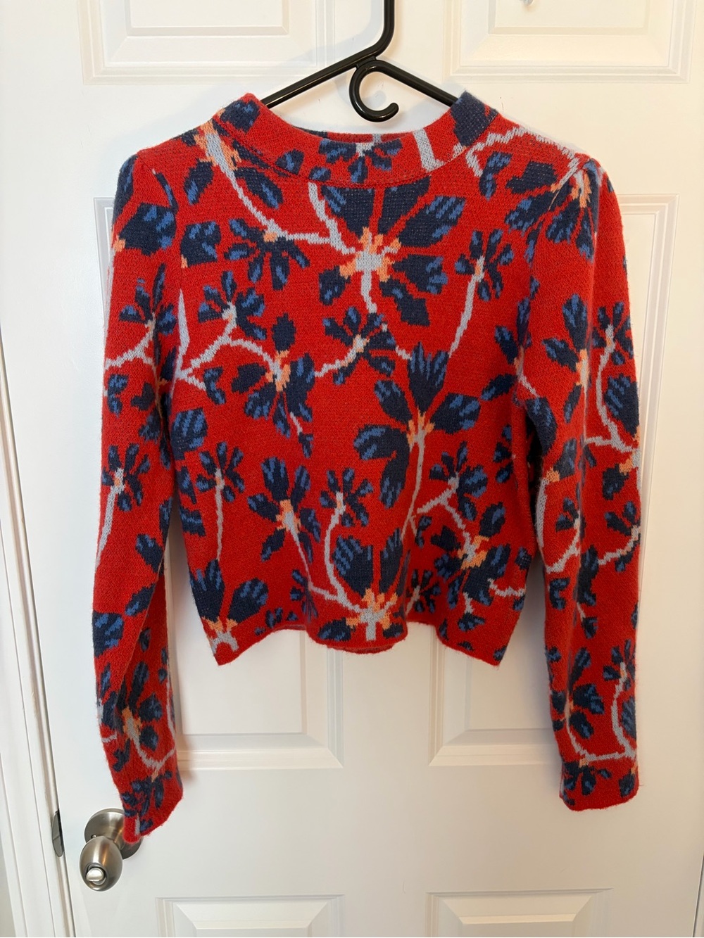 Women's Red Floral Knit Cozy Crewneck Sweater with Blue Accents - Small